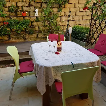 Anlage Mit Tennisplatz Und 3 Gemeinschaftspools By Interhome